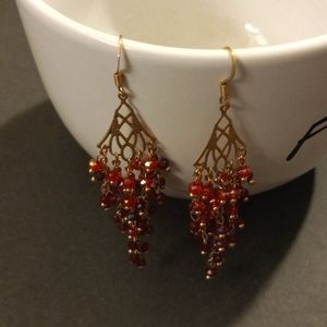 💥5/$10💥 Garnet red multi color beaded chandelier earings